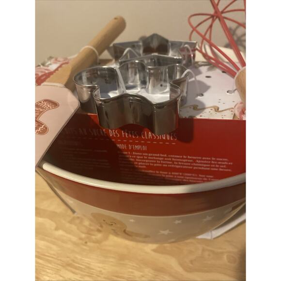 THE BAKESHOP Gingerbread Christmas Mixing POURING BOWL 5 Piece Set New - Picture 8 of 13